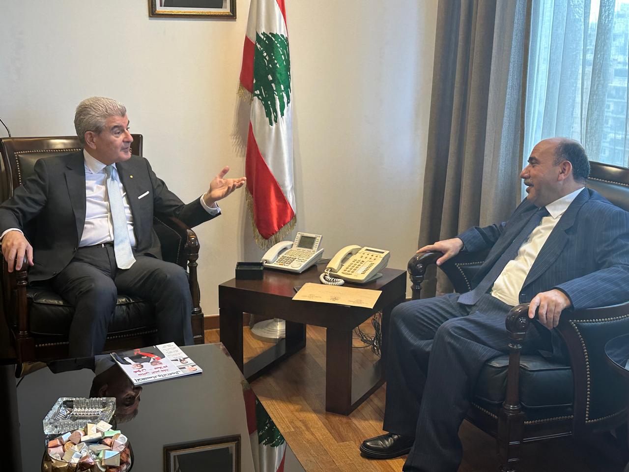 وزير الصناعة جو عيسى الخوري يستقبل سفيري المملكة الأردنية الهاشمية والجزائر 