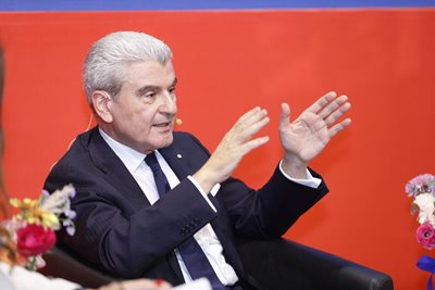 حلقة نقاش من تنظيم شبكة القطاع الخاص اللبناني ونقابة الصناعات الغذائية وجمعية الصناعيين في معرض هوريكا